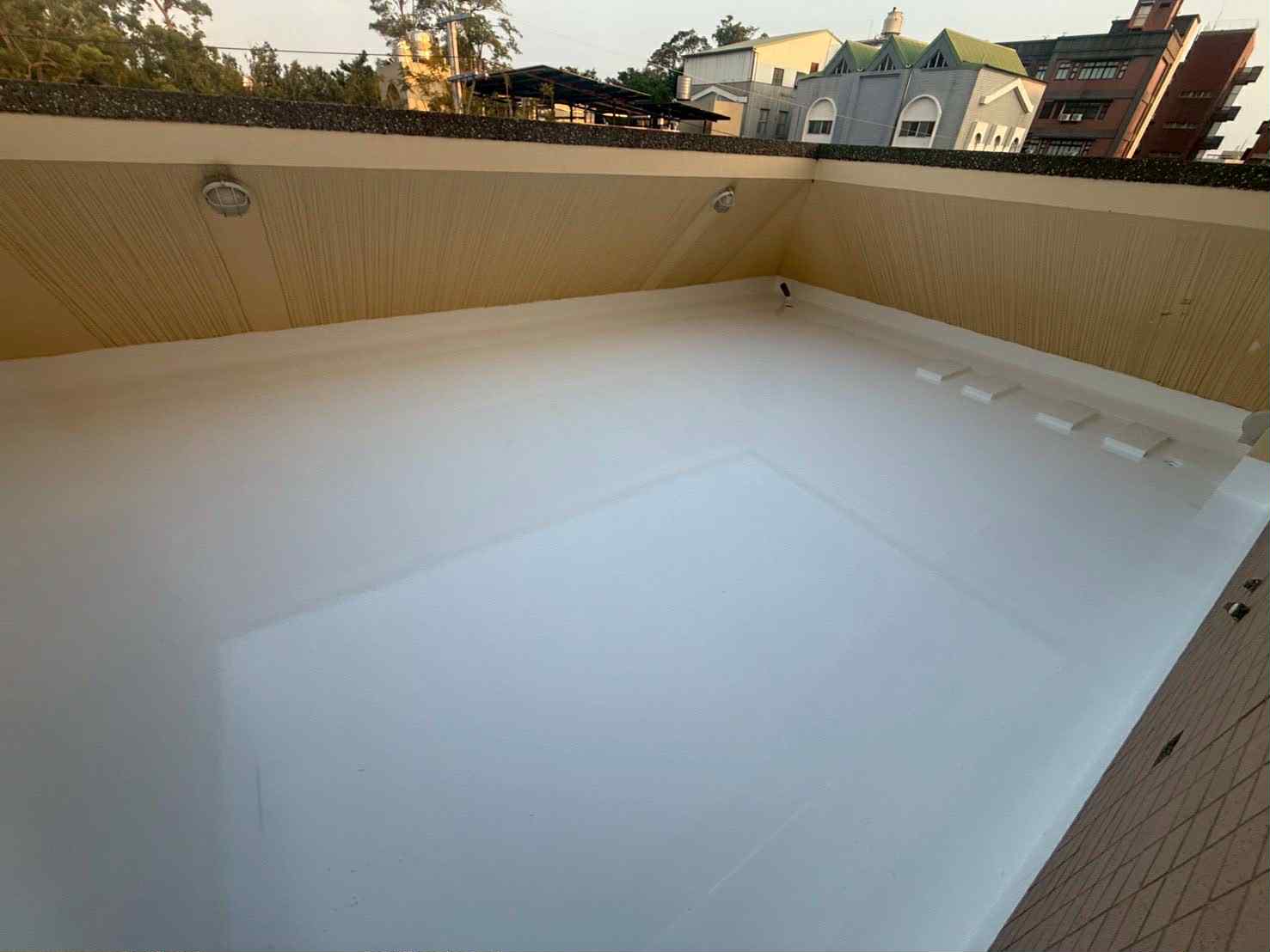 台南佳里屋頂PU防水面漆保養