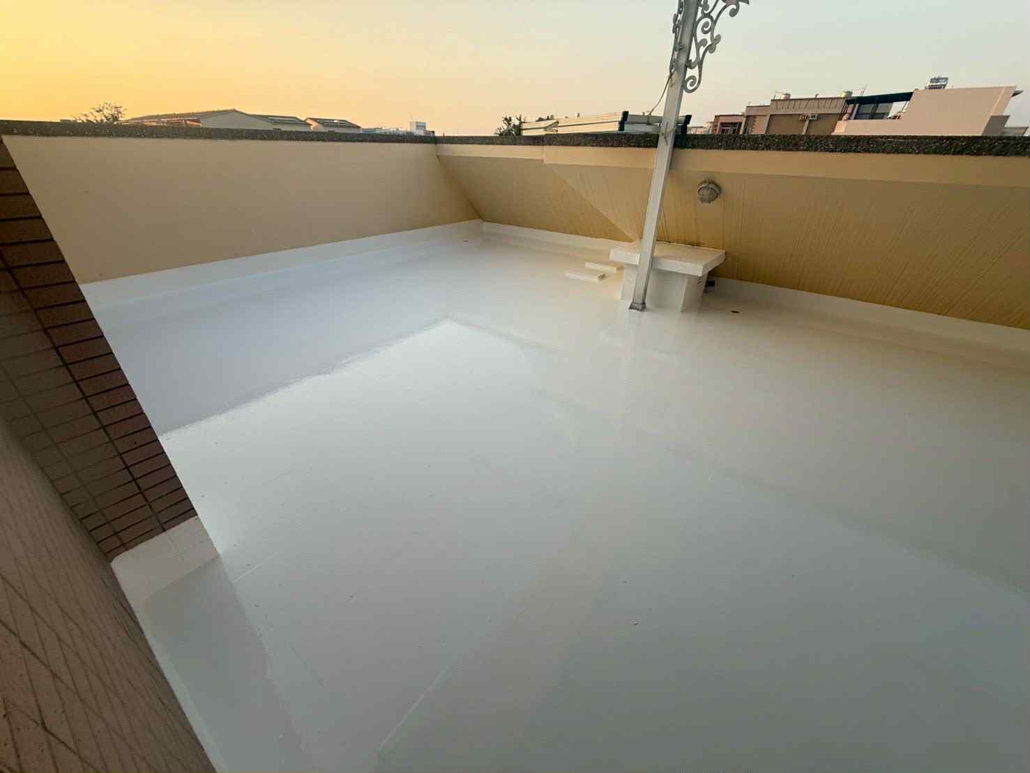 台南佳里屋頂PU防水面漆保養