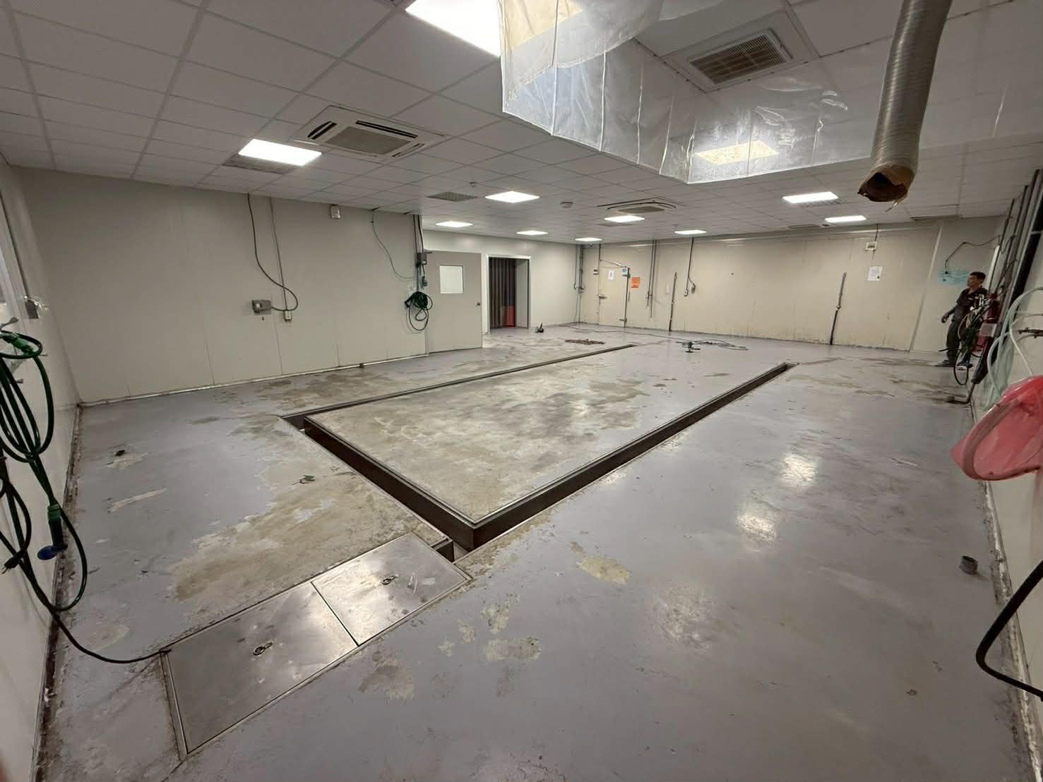 彰化寵物飼料廠流展型EPOXY地坪