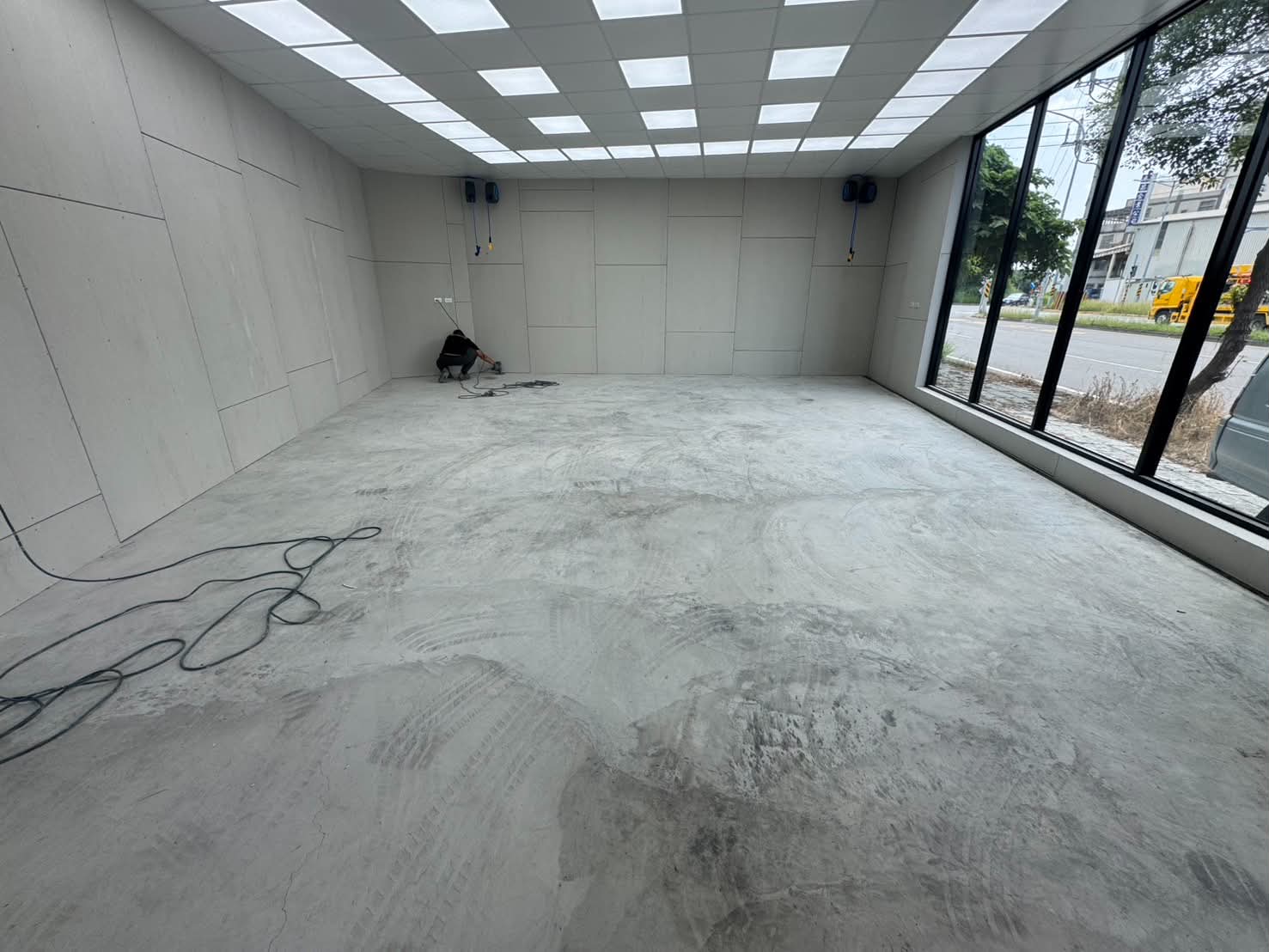 新竹車體包膜店止滑型EPOXY地坪
